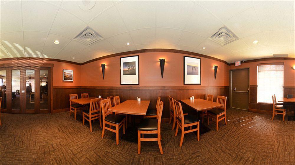 Best Western Plus Country Meadows Inn Aldergrove Cameră foto