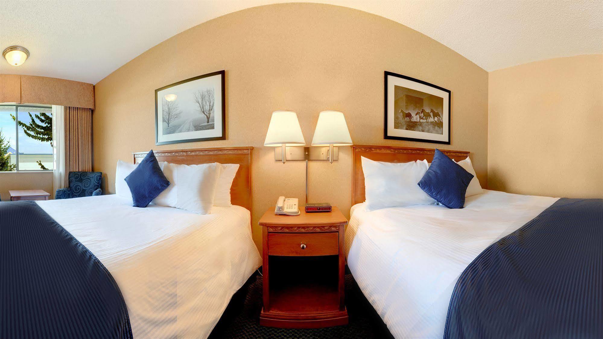 Best Western Plus Country Meadows Inn Aldergrove Exterior foto